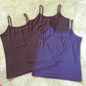Lot of 3 Merona tanks